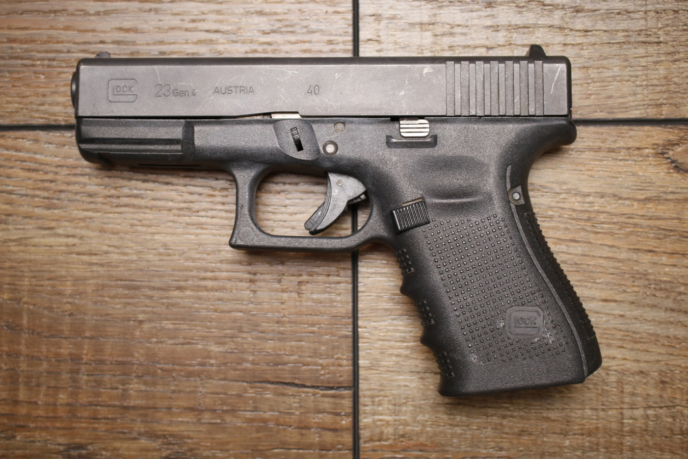 GLOCK 23 Gen 4 40 S&W Police Trade-In Pistol (Magazine Not Included)